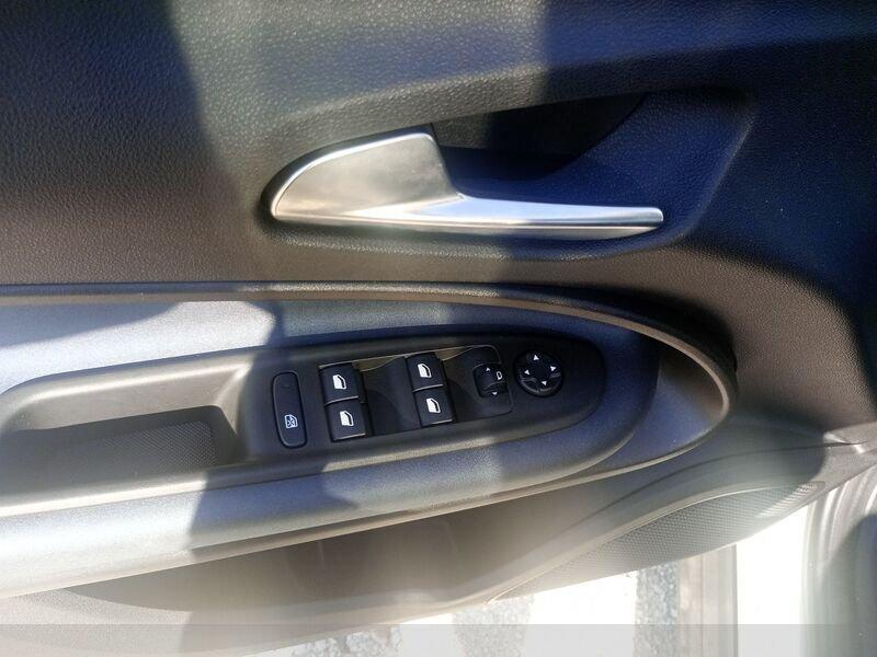 Alfa Romeo Junior 1.2 ibrida 145cv edct6