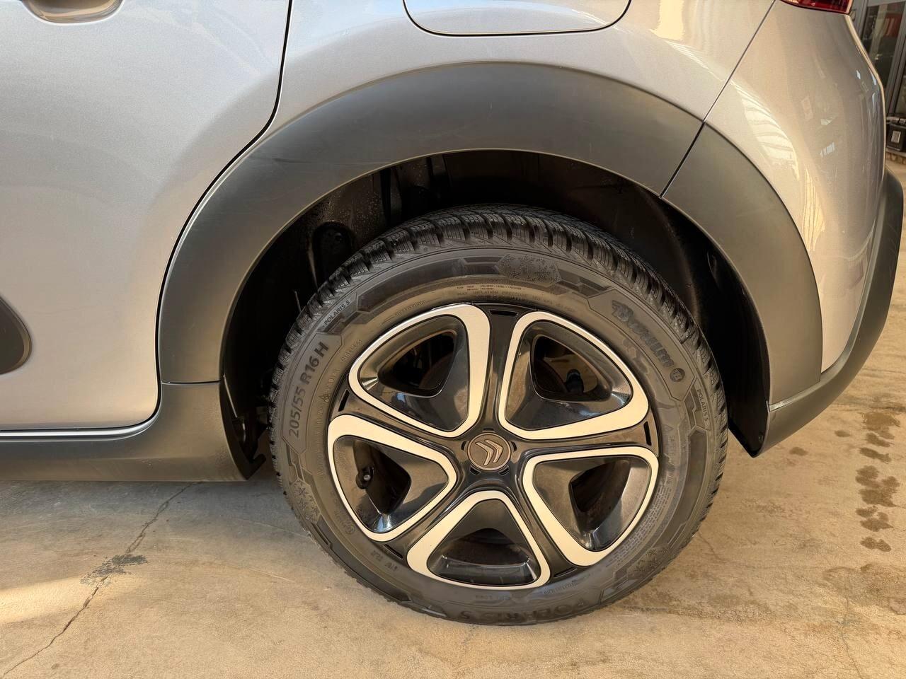 Citroen C3 2022 1500 100 CV Shine Pack