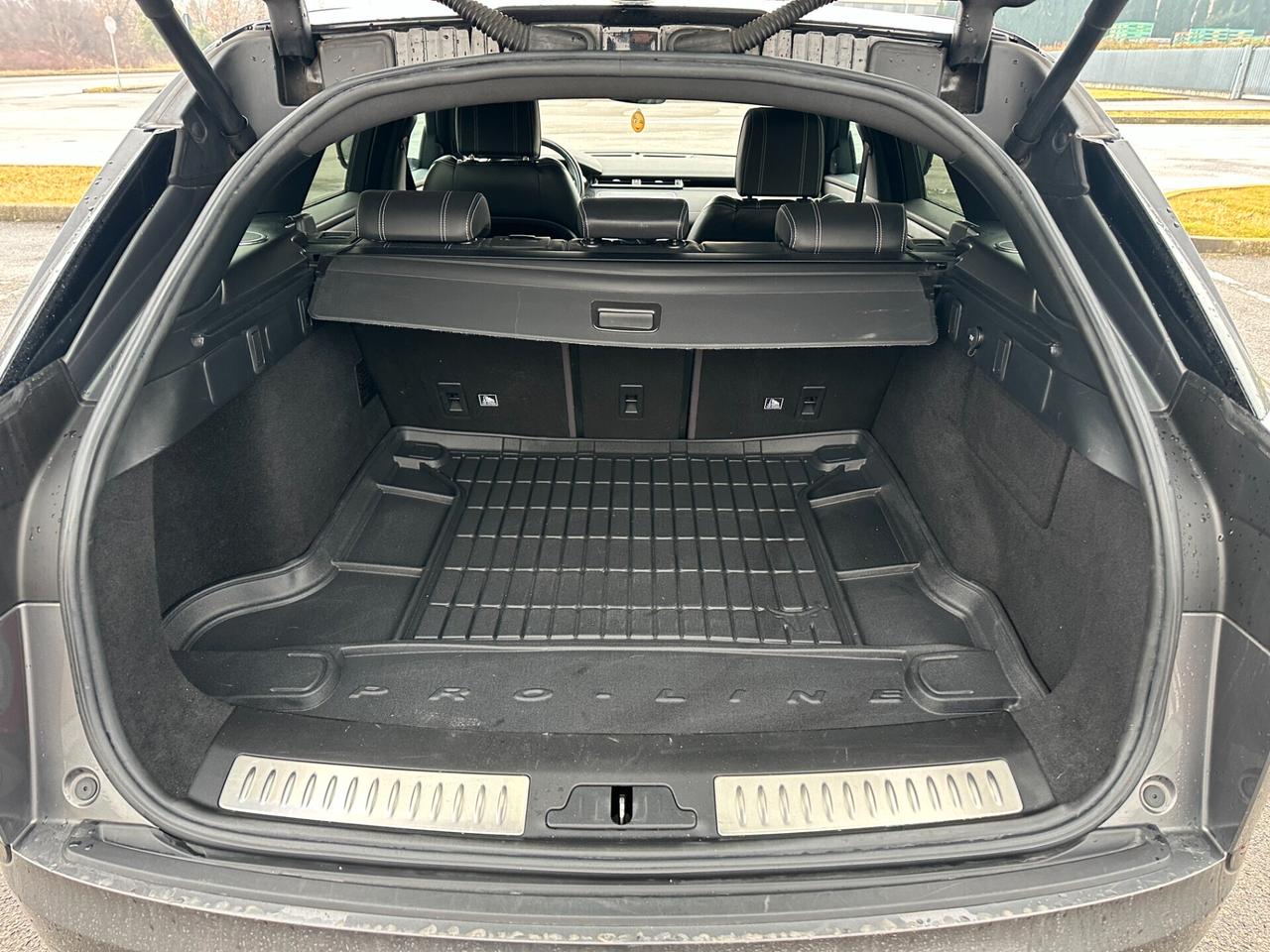 Land Rover Range Velar 3.0 V6 SD6 300 CV R-Dynamic HSE