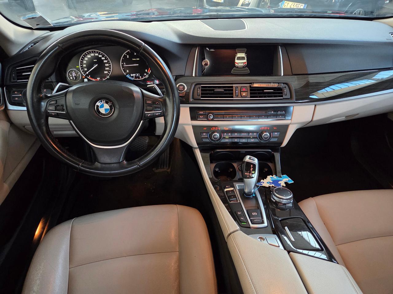 Bmw 520 520d xDrive Luxury