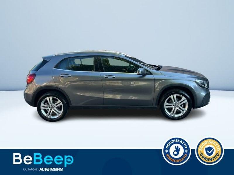 Mercedes-Benz GLA 200 D SPORT 4MATIC AUTO