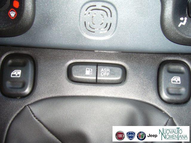 FIAT Panda 1.2 EasyPower GPL di Casa con Radio AUTO NUOVA