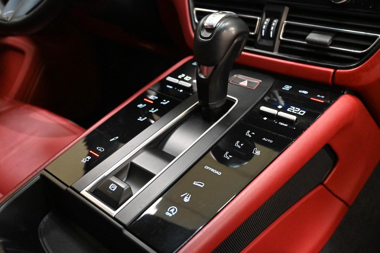 PORSCHE Macan 1ªs. '13-'25 Macan 2.0 T