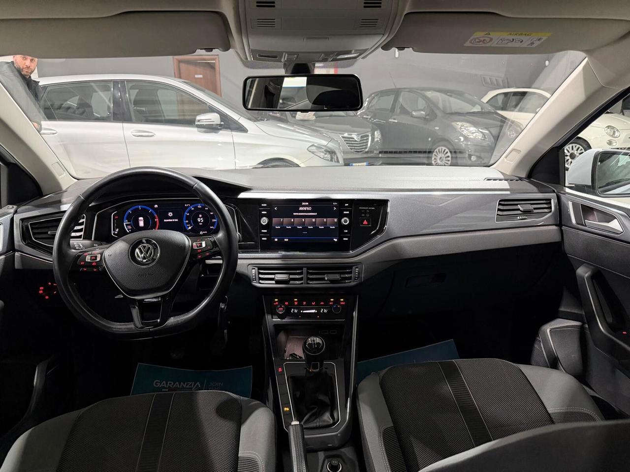 Volkswagen Polo R-Line Km 68.000 Neopatentati