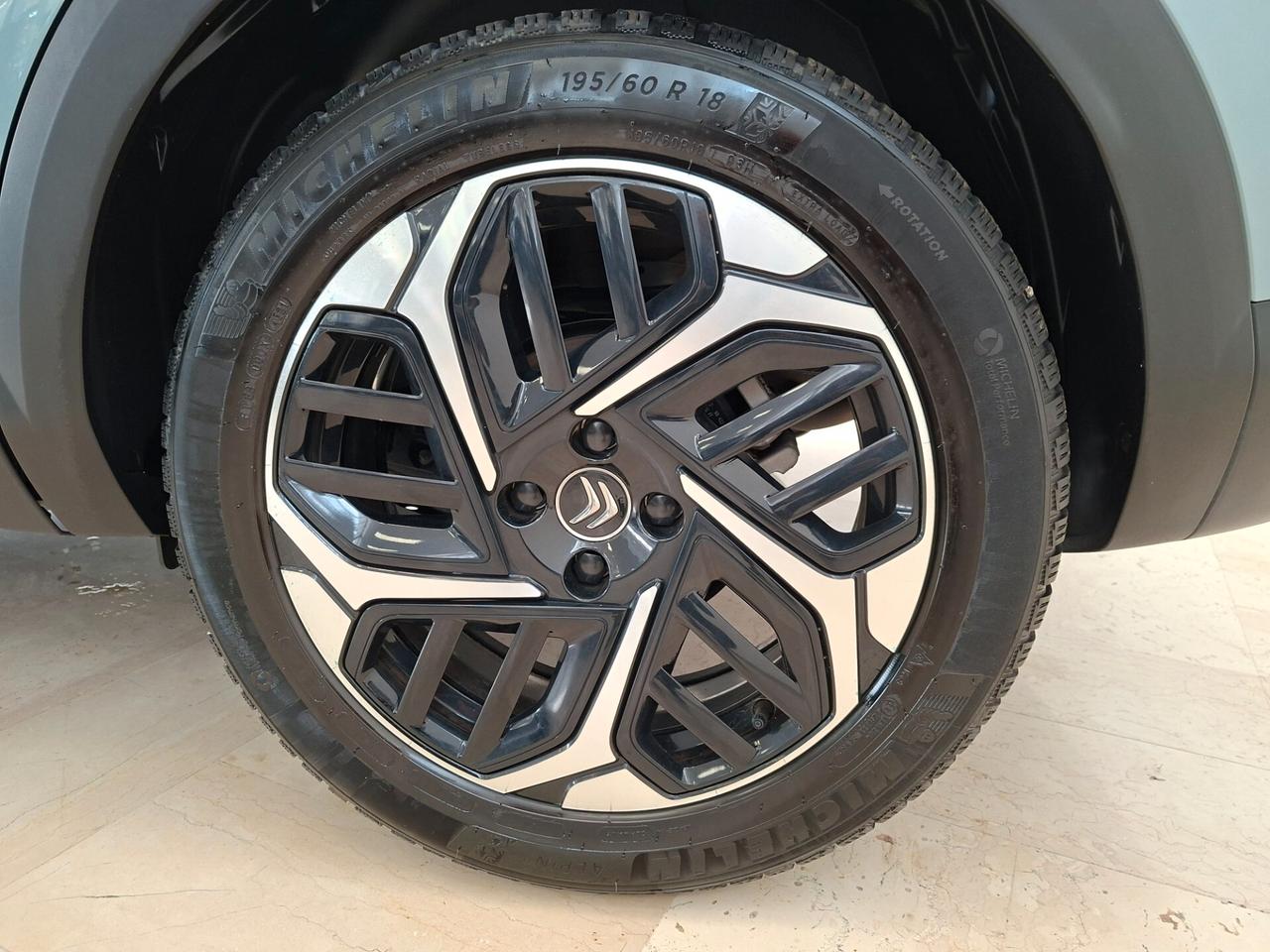 Citroen C4 PureTech 130 S&S EAT8 Shine