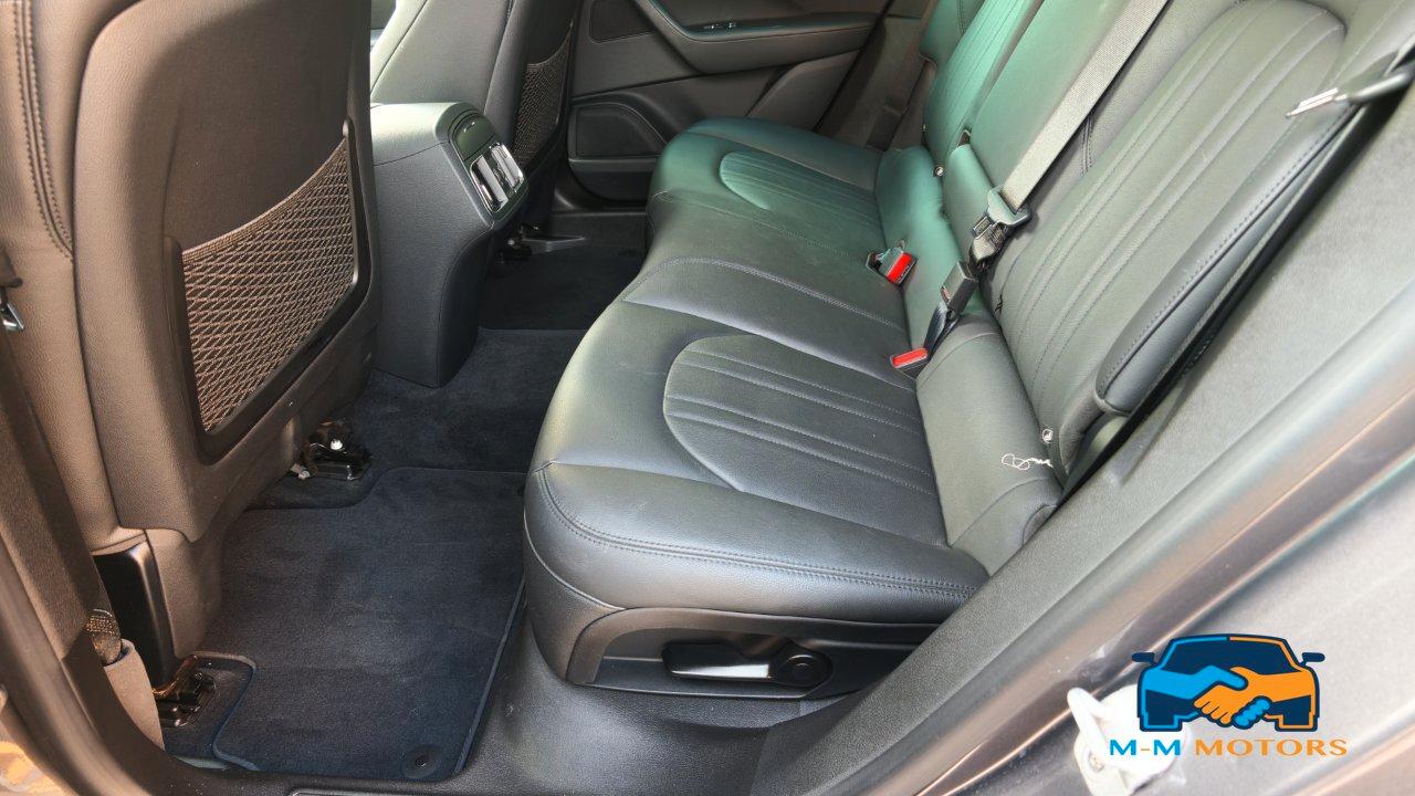 Maserati Levante 3.0 V6 Granlusso 250cv auto