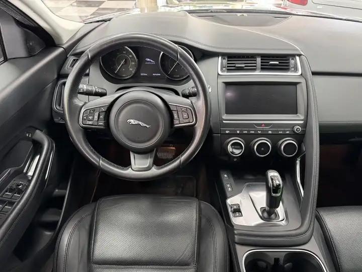 Jaguar E-Pace 2.0D 150 CV AWD aut. HSE