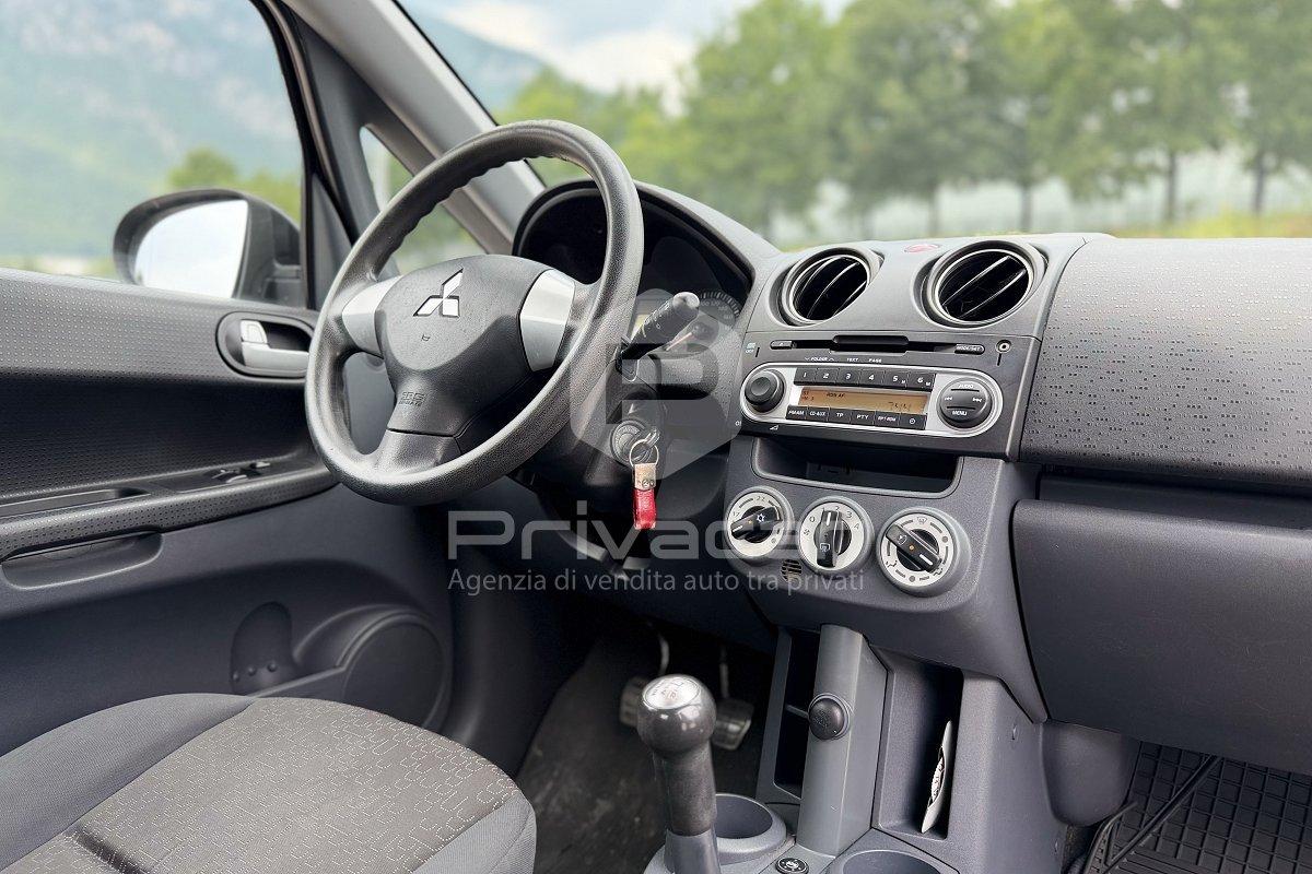 MITSUBISHI Colt 1.1 12V 3p.GPL Special Action Model