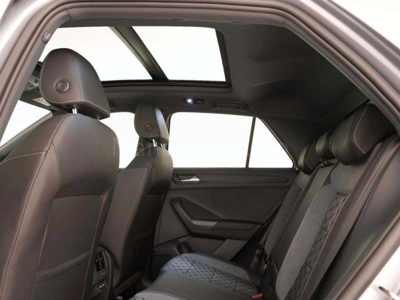 Volkswagen T-Roc 1.0 tsi 110cv r line