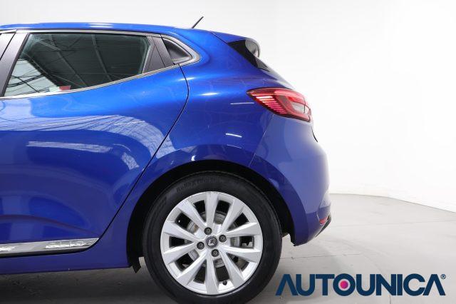 RENAULT Clio FULL HYBRID E-TECH 140 CV AUTOMATICA