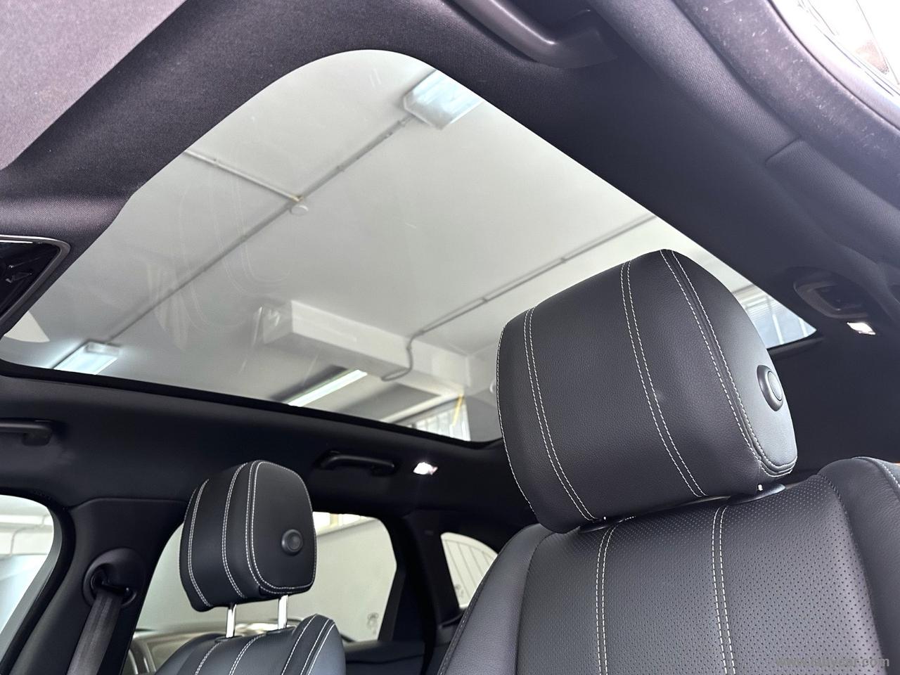 LAND ROVER RR Velar 2.0D 240 CV R-Dynamic SE UNIPRO