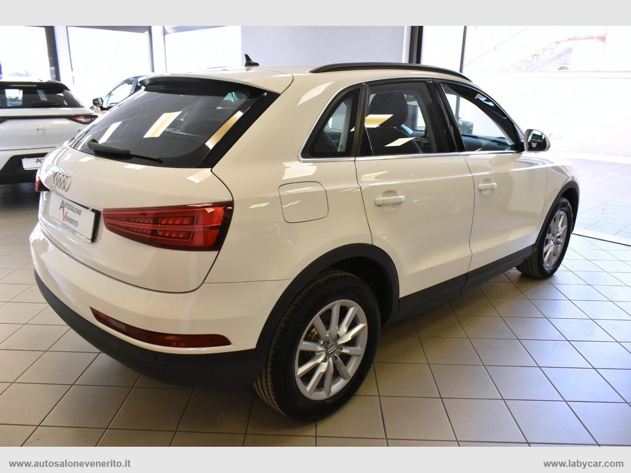 AUDI Q3 2.0 TDI 120CV Business