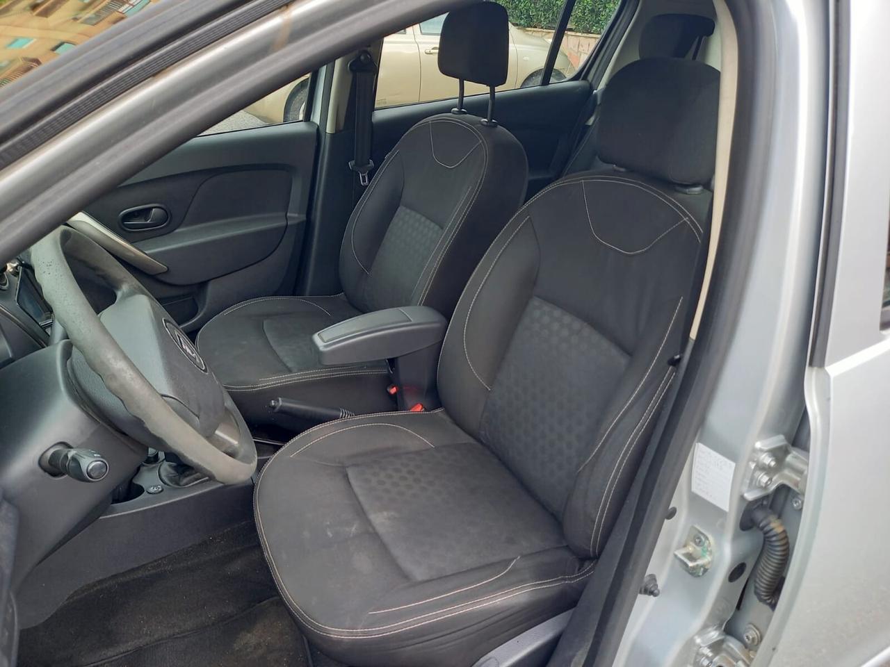 Dacia Sandero GPL CASA MADRE GARANZIA 12 MESI