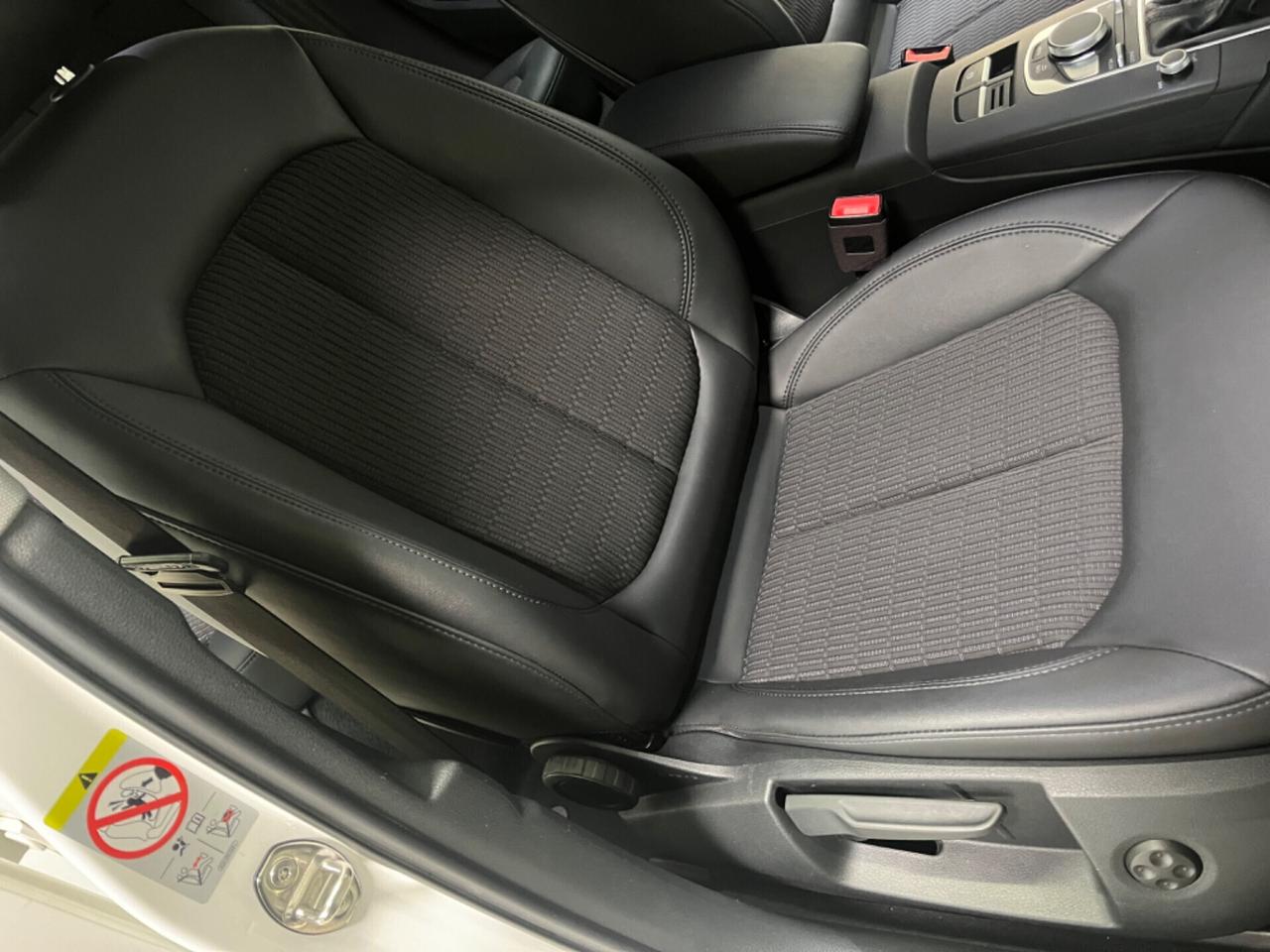 Audi A3 SPB 2.0 150cv TDI S tronic Sport