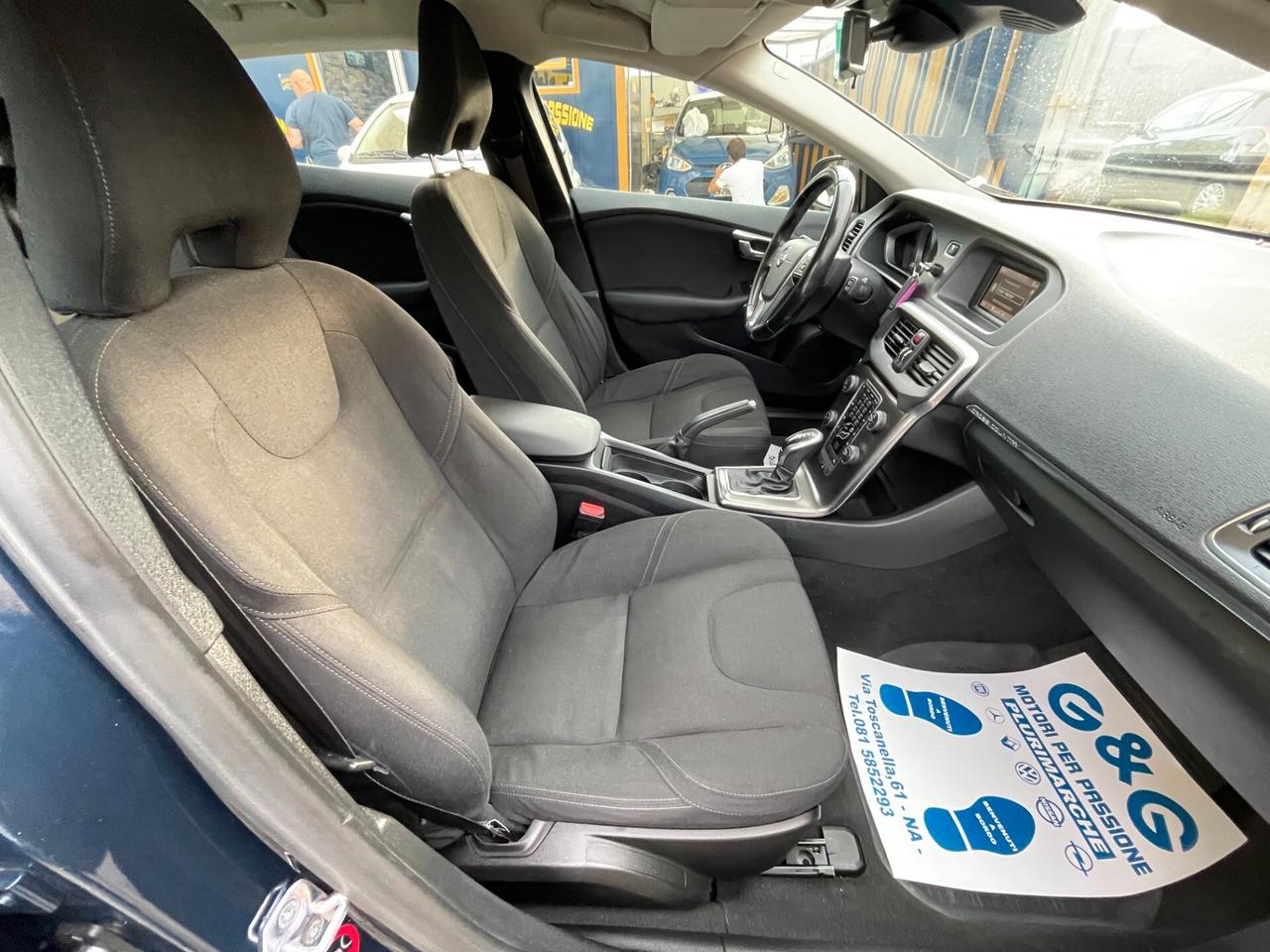 Volvo V40 Cross Country D2 1.6 Momentum