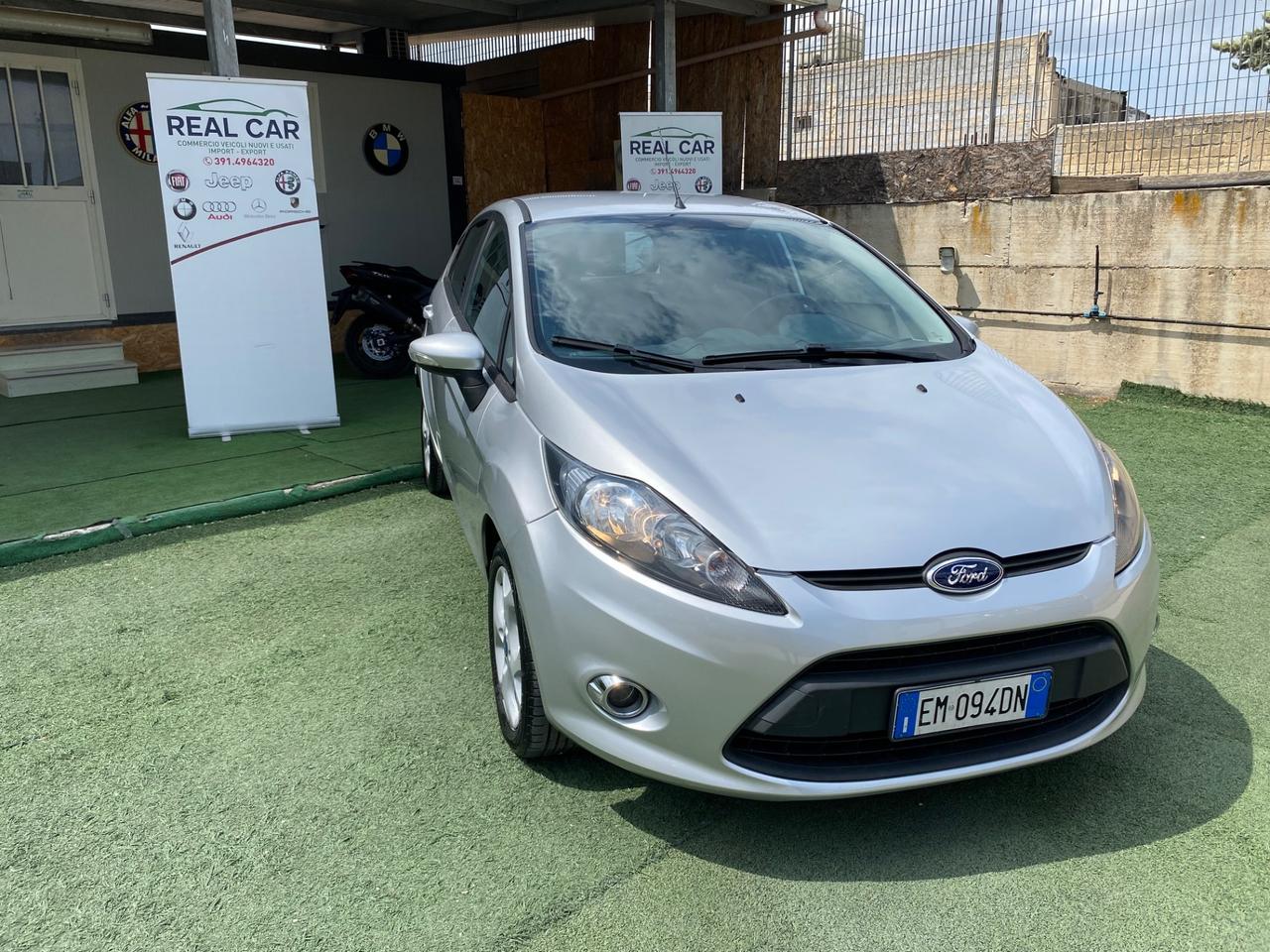 Ford Fiesta 1.4 Diesel 5 Porte Neo Patentati