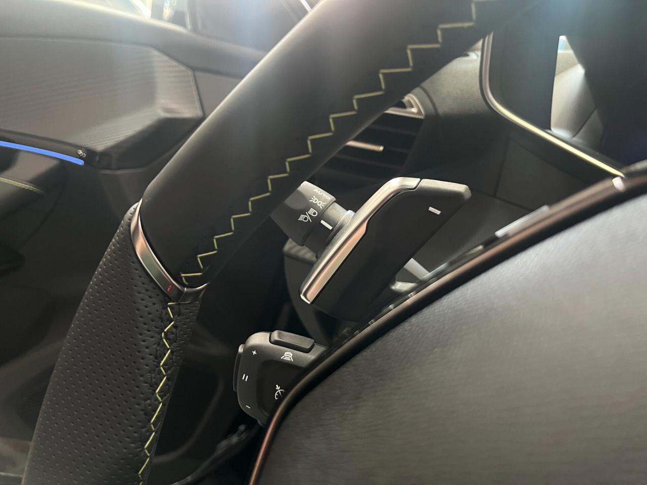 Peugeot 2008 1.2 Hybrid GT 136cv e-dcs6 ITALIANA *SenzaVincoli*