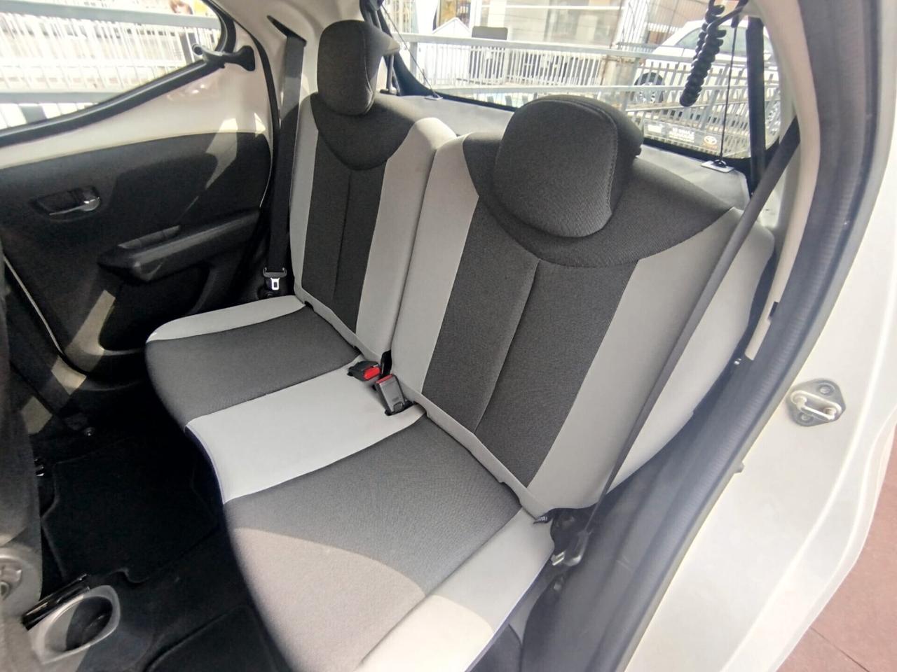 TOYOTA AYGO 1.O AUTOMATICA *PREZZO VERO* CRONO TAGLIANDI - GARANZIA 12 MESI