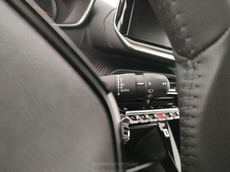 Peugeot 2008 PureTech 100 Style