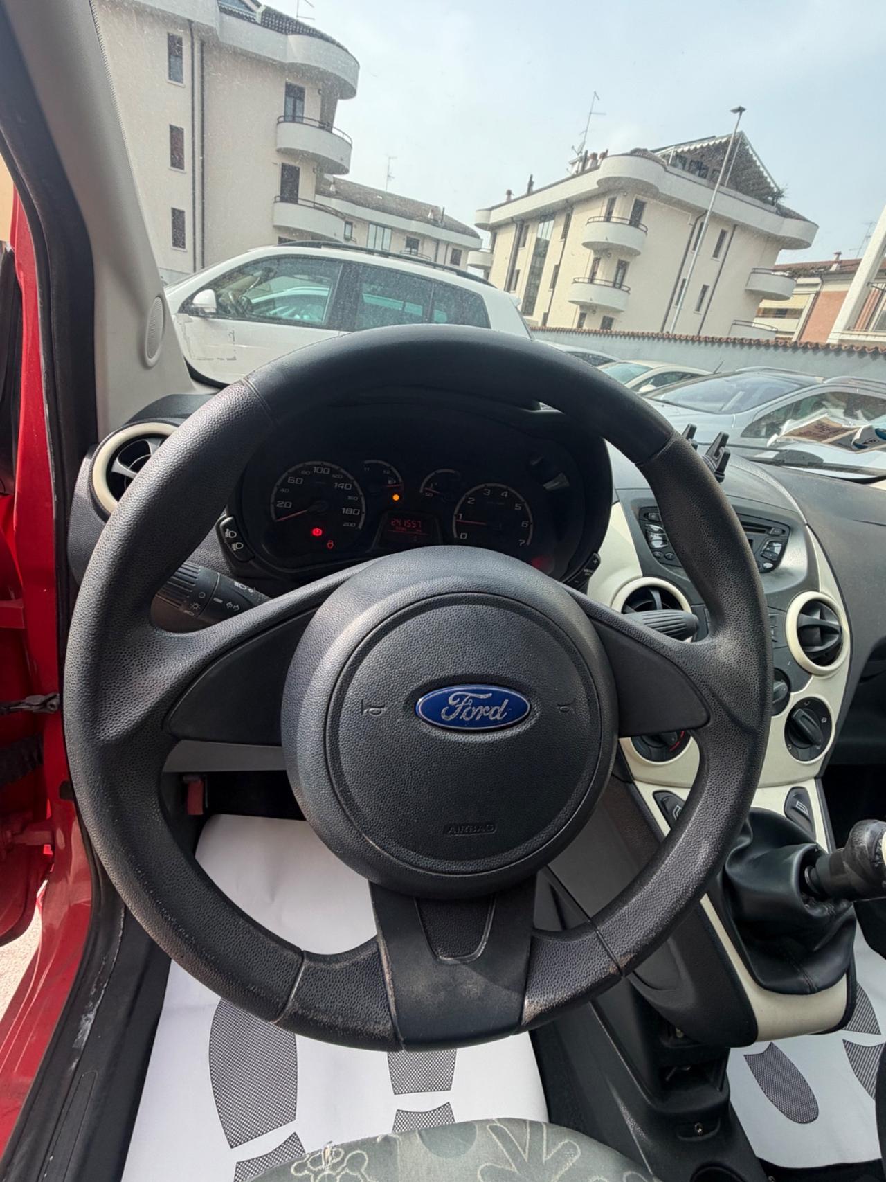 Ford Ka 1.2 8V 69CV Titanium