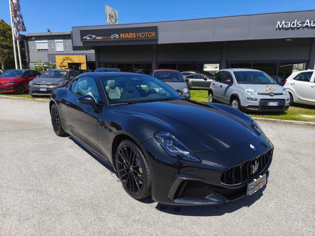MASERATI GranTurismo V6 550 CV AWD Trofeo
