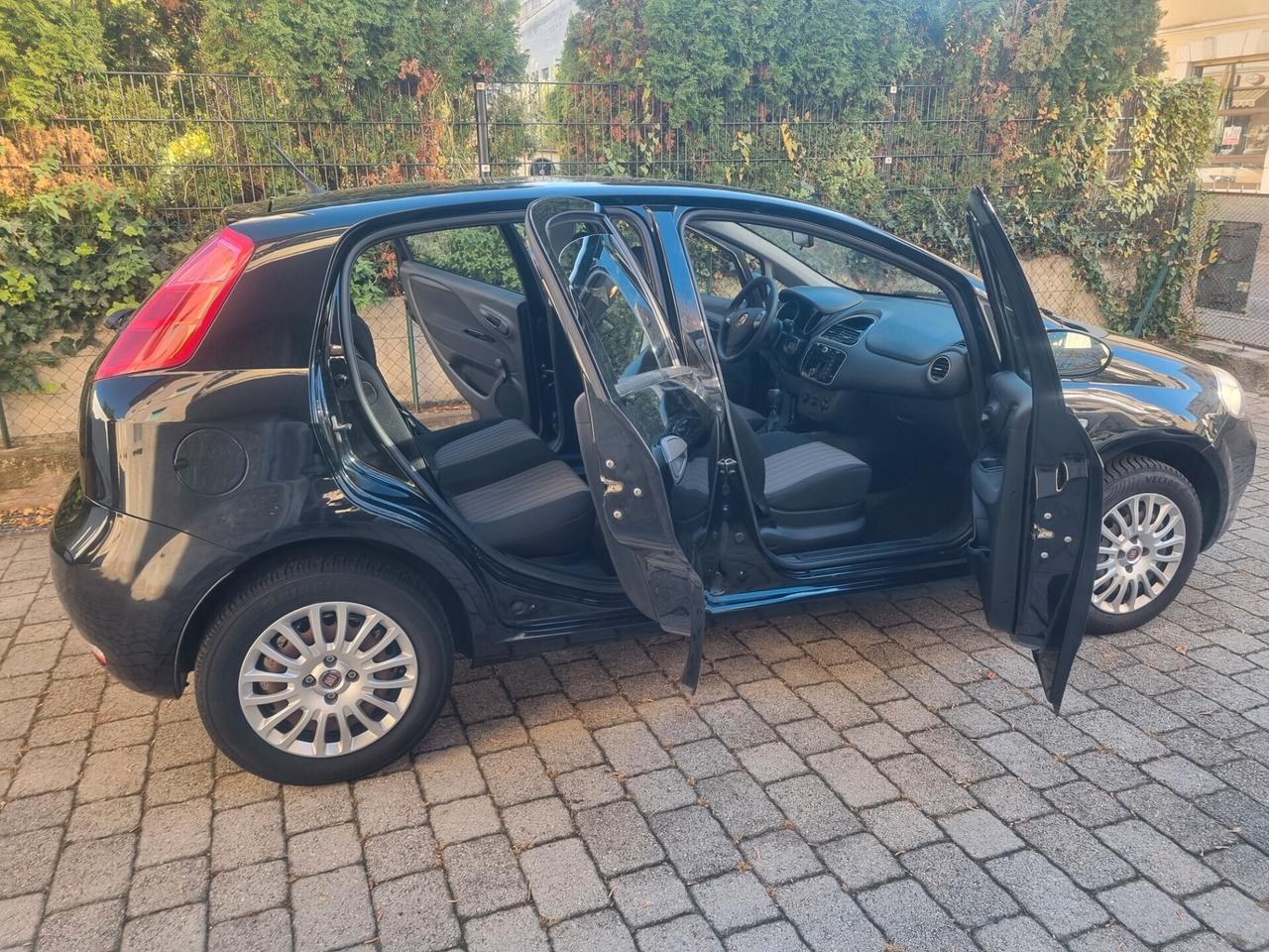 Fiat Punto 1.2 8V 5 porte anno2018 1propr. neopat