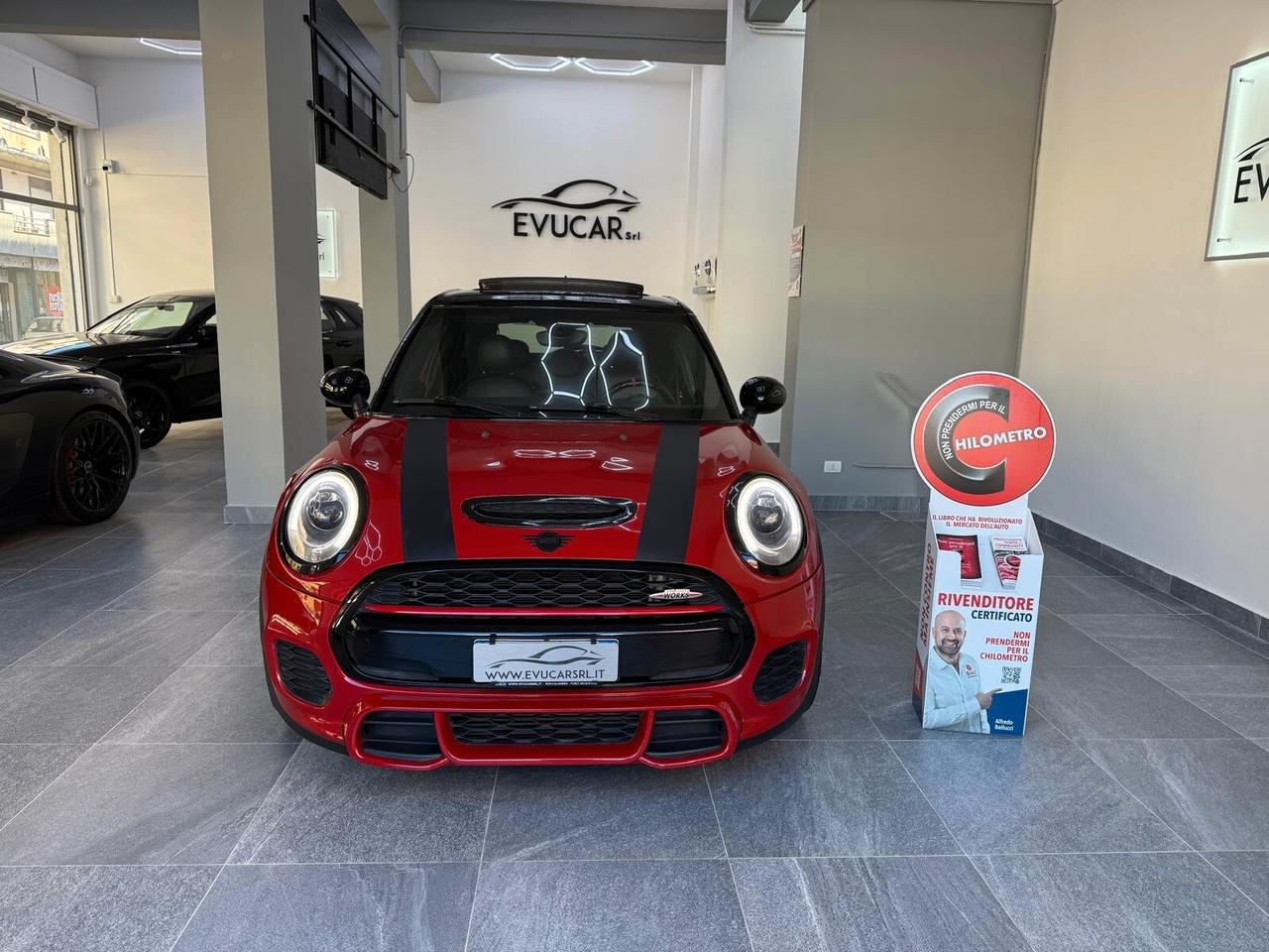 Mini Mini 2.0 Cooper SD Allestimento Jhon Cooper Works 5 porte TETTO