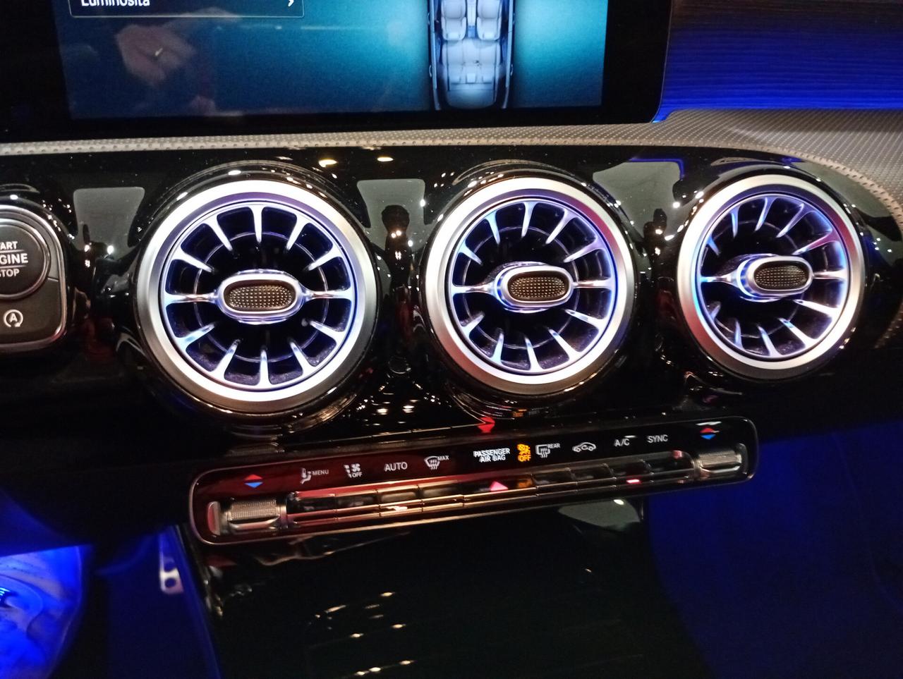 Mercedes-benz A 200 Automatic Premium Night Edition AMG