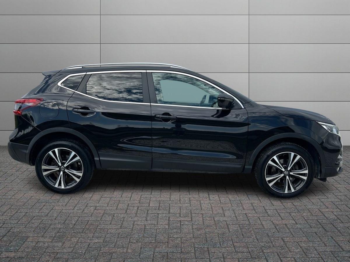 NISSAN Qashqai II 2017 - Qashqai 1.5 dci N-Connecta 115cv