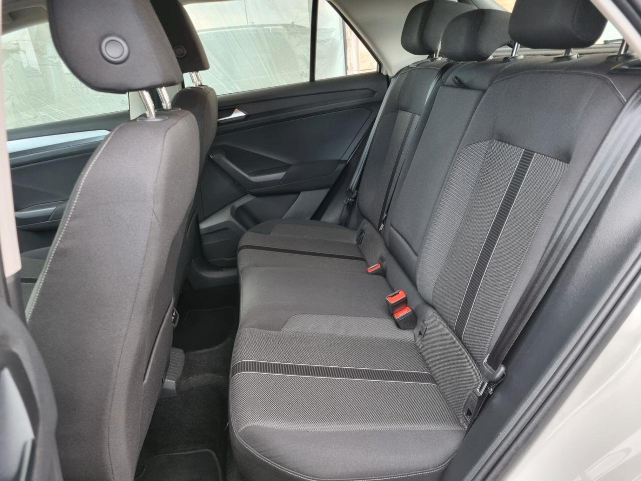 Volkswagen T-Roc 1.0 TSI 110 CV life