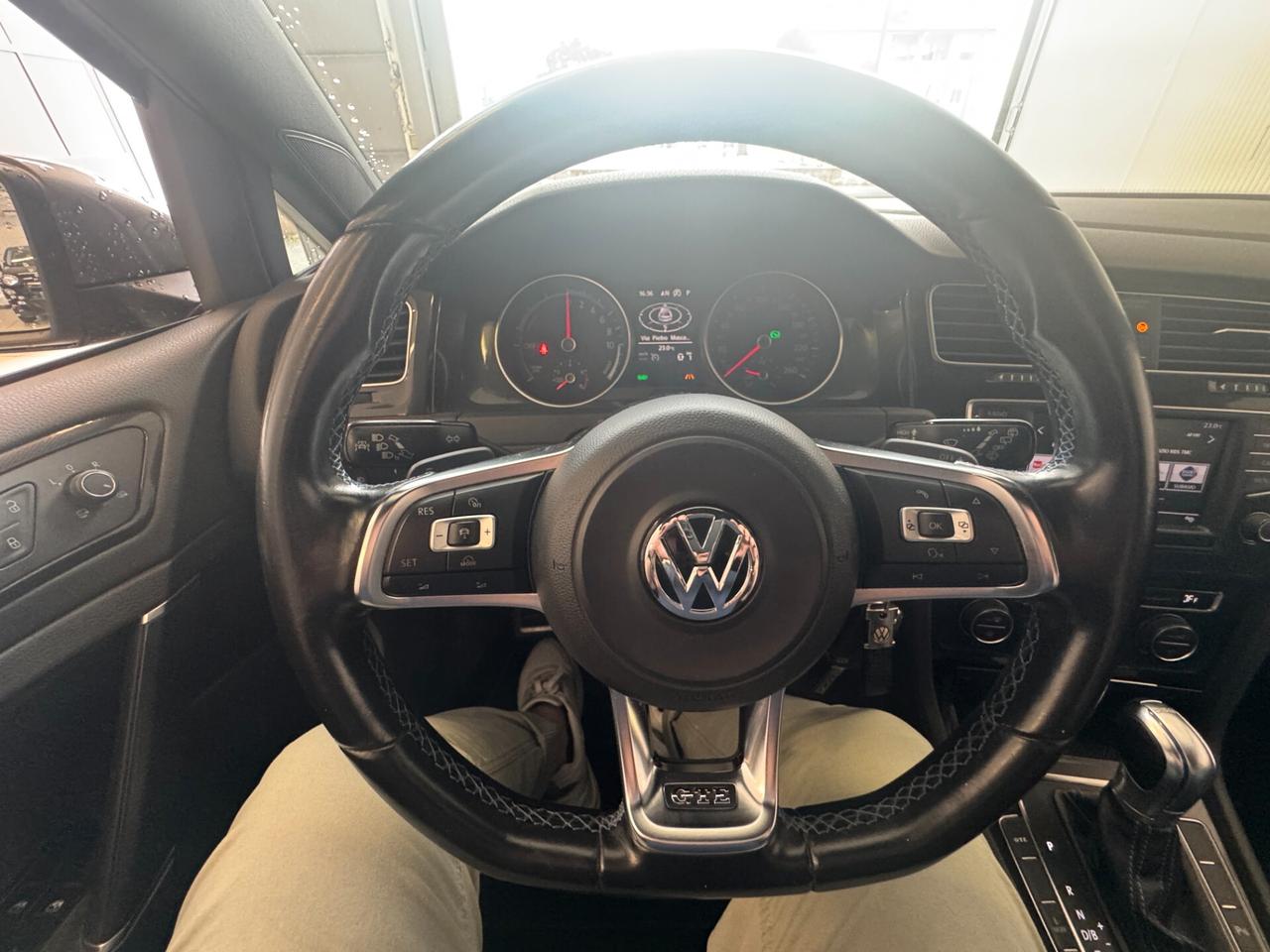 VOLKSWAGEN Golf GTE 1.4 TSI DSG