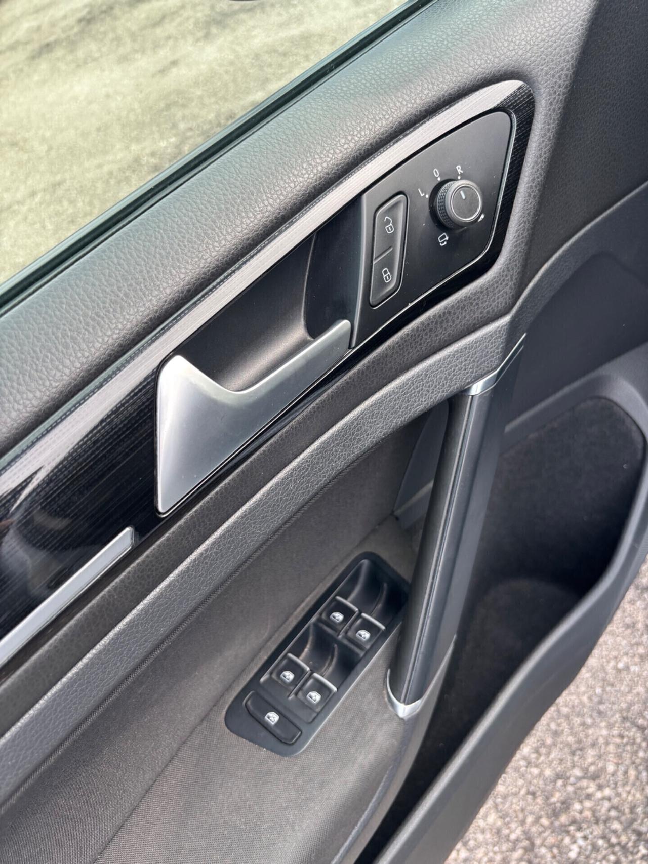 Volkswagen Golf 1.6 TDI 115 CV DSG 5p. Highline BlueMotion Technology