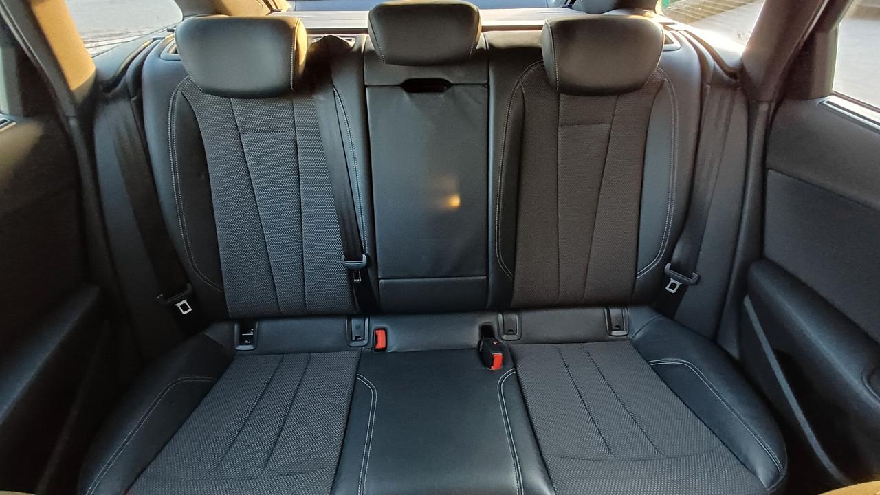 Audi A4 Avant 2.0 TDI 190 CV ultra S tronic Sport Virtual
