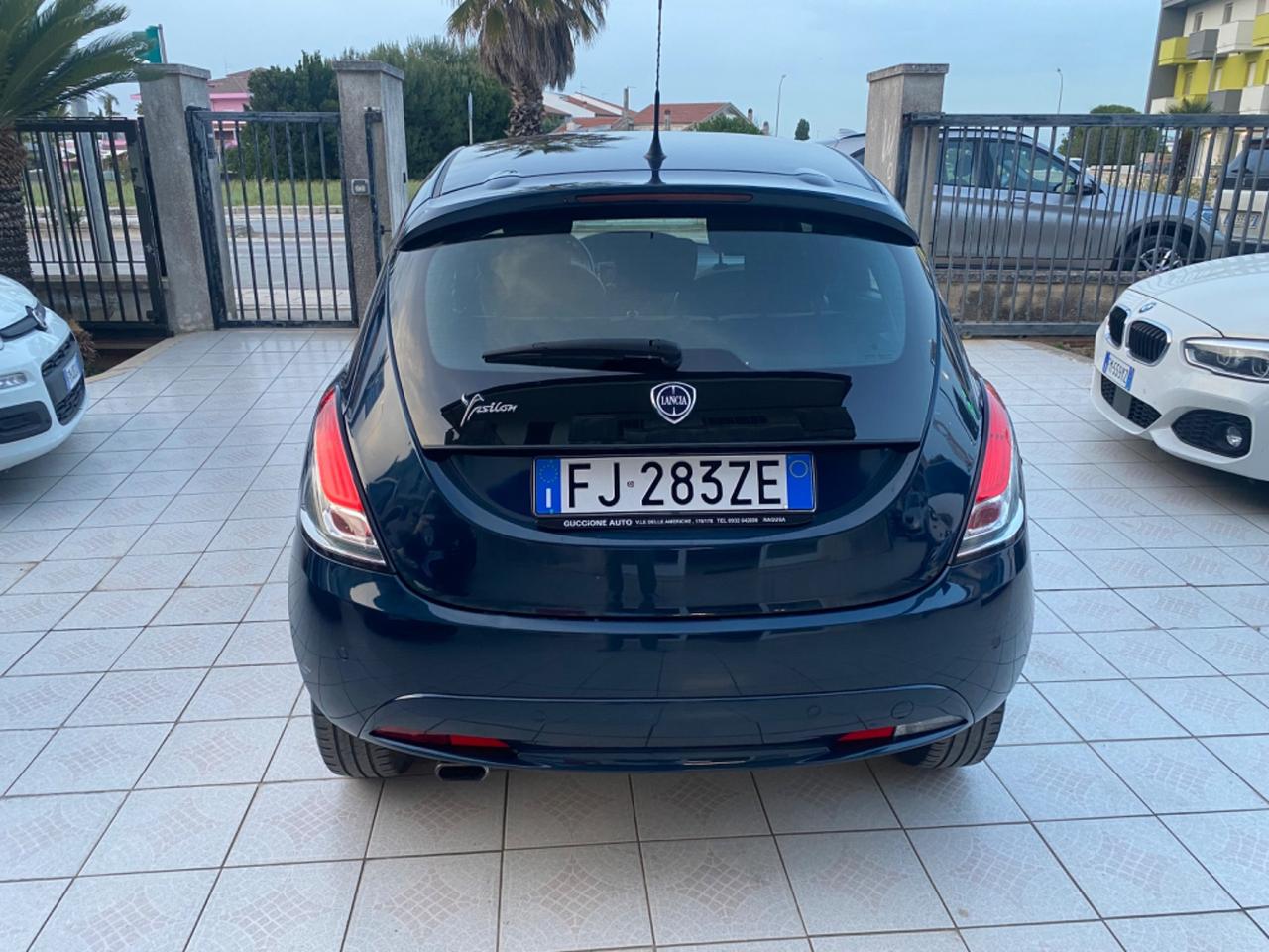 Lancia Ypsilon 1.2 69 CV 5 porte Gold