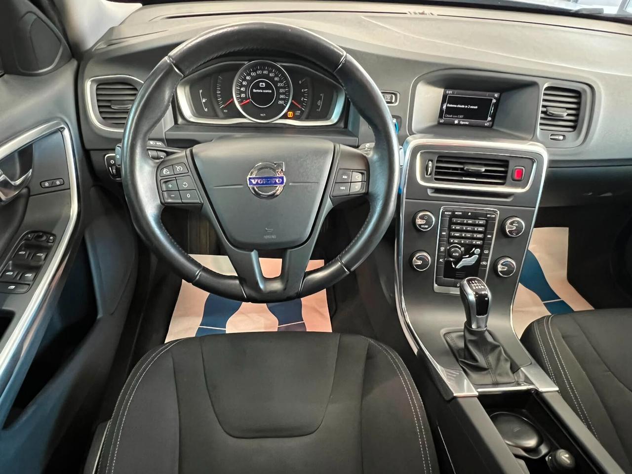 VOLVO S60 2.0 d4 Kinetic 190cv - IVA ESPOSTA