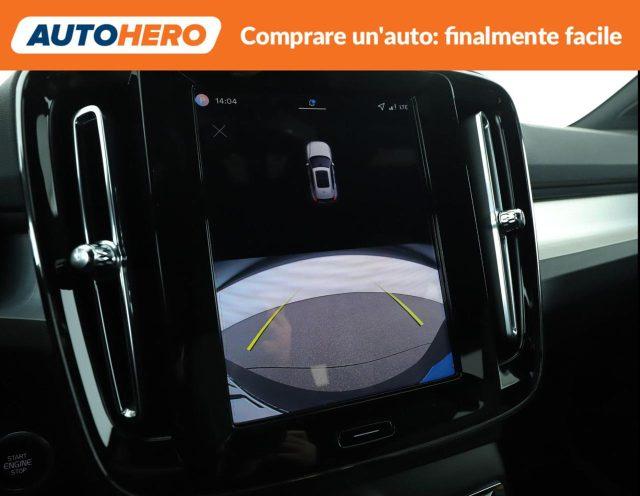 VOLVO XC40 B3 automatico Plus Dark