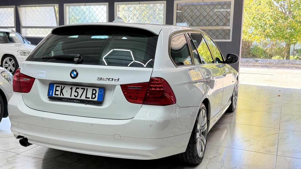 Bmw 320 320d cat Touring Attiva