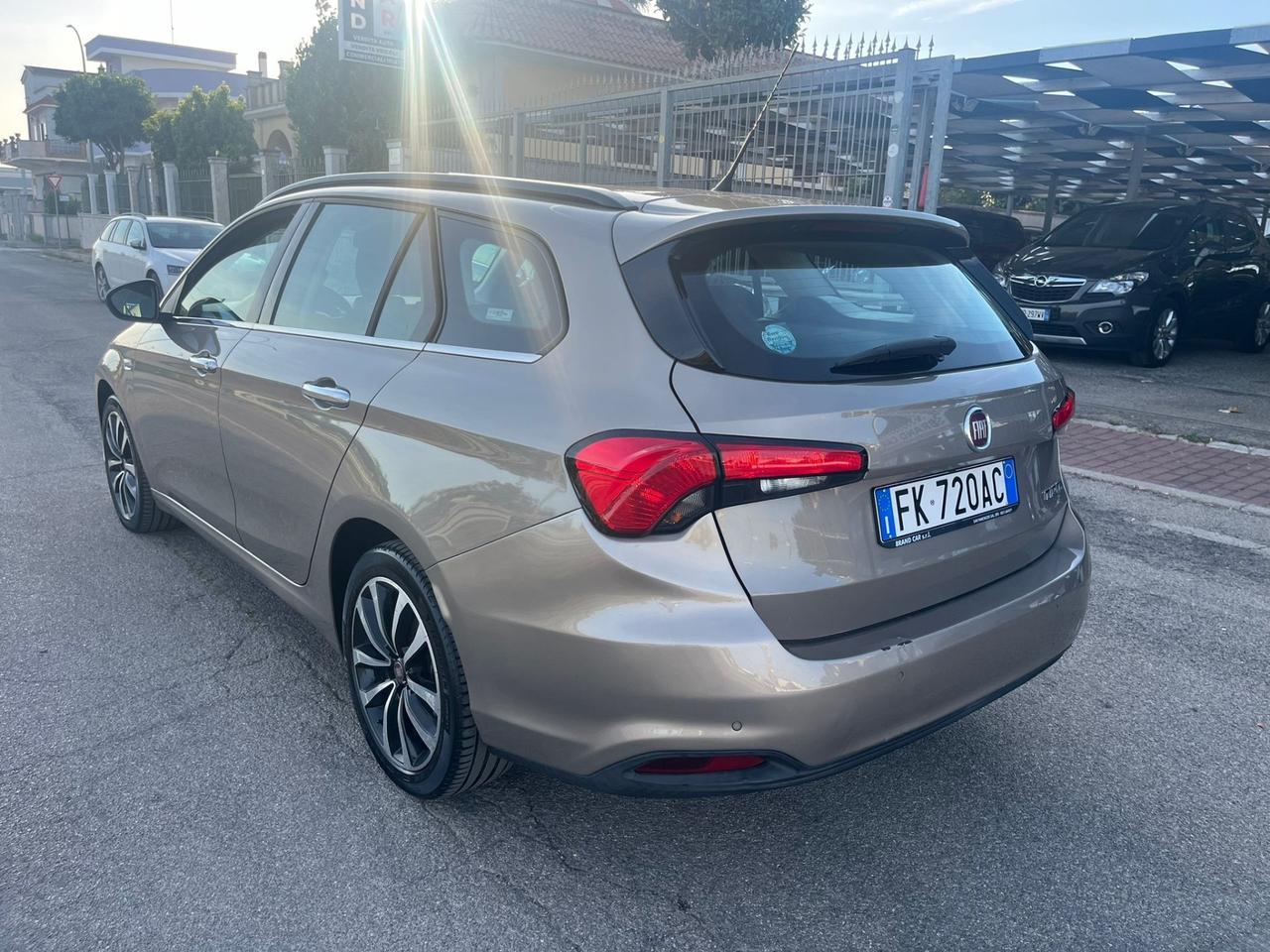 Fiat Tipo 1.4 GPL SW Lounge Unipro 2017