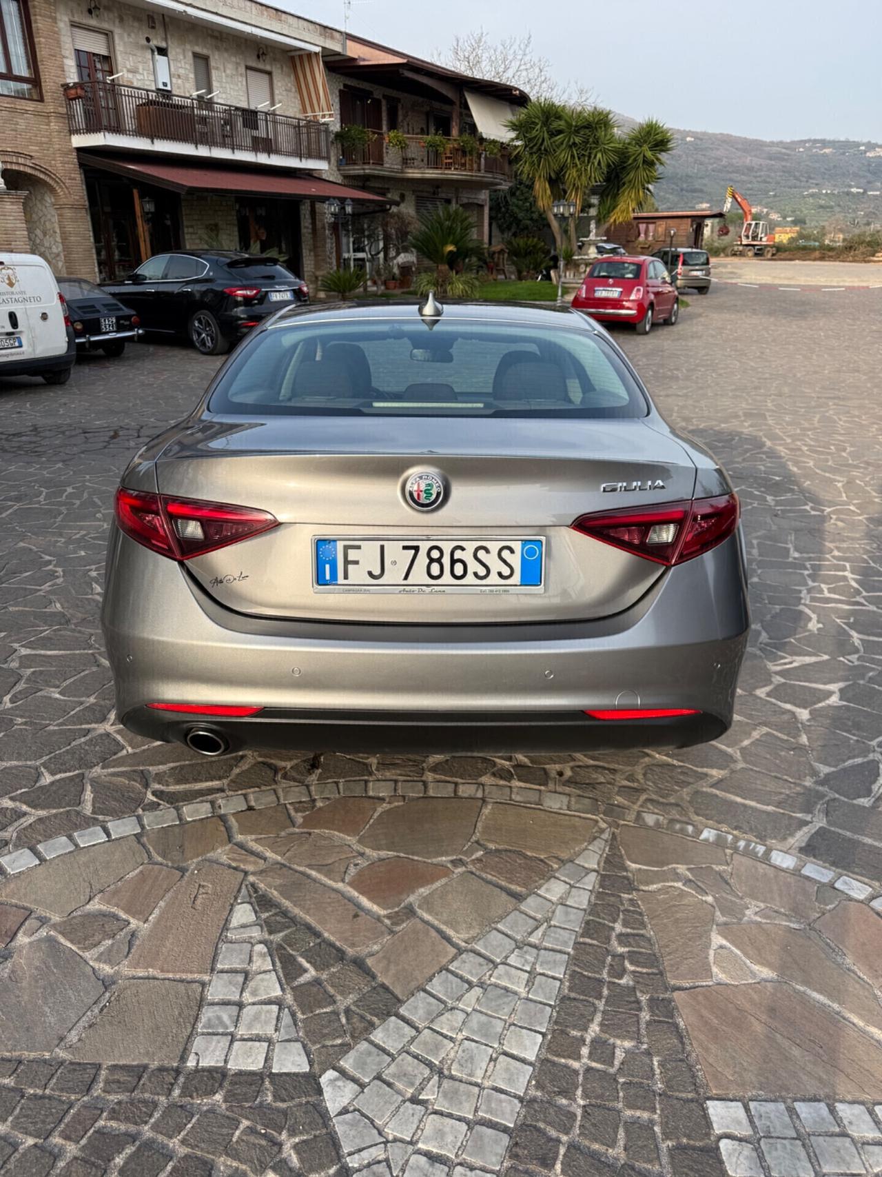 Alfa Romeo Giulia 2.2 Turbodiesel 150 CV