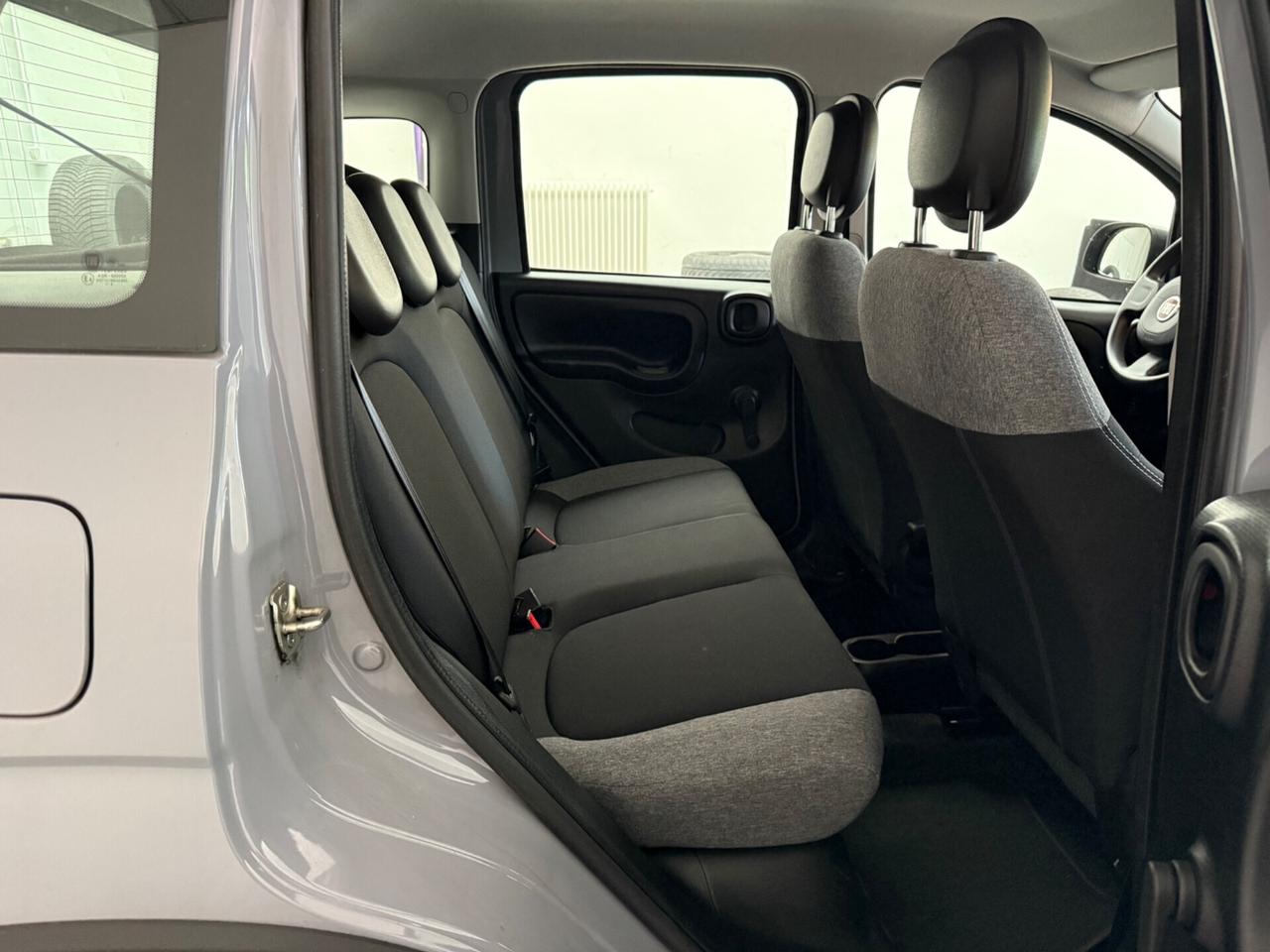 Fiat Panda 1.0 FireFly S&S Hybrid soli 17 MILA KM NEOPATENTATI