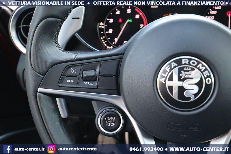 Alfa Romeo Giulia 2.0 Turbo 200CV AT8 Super TETTO