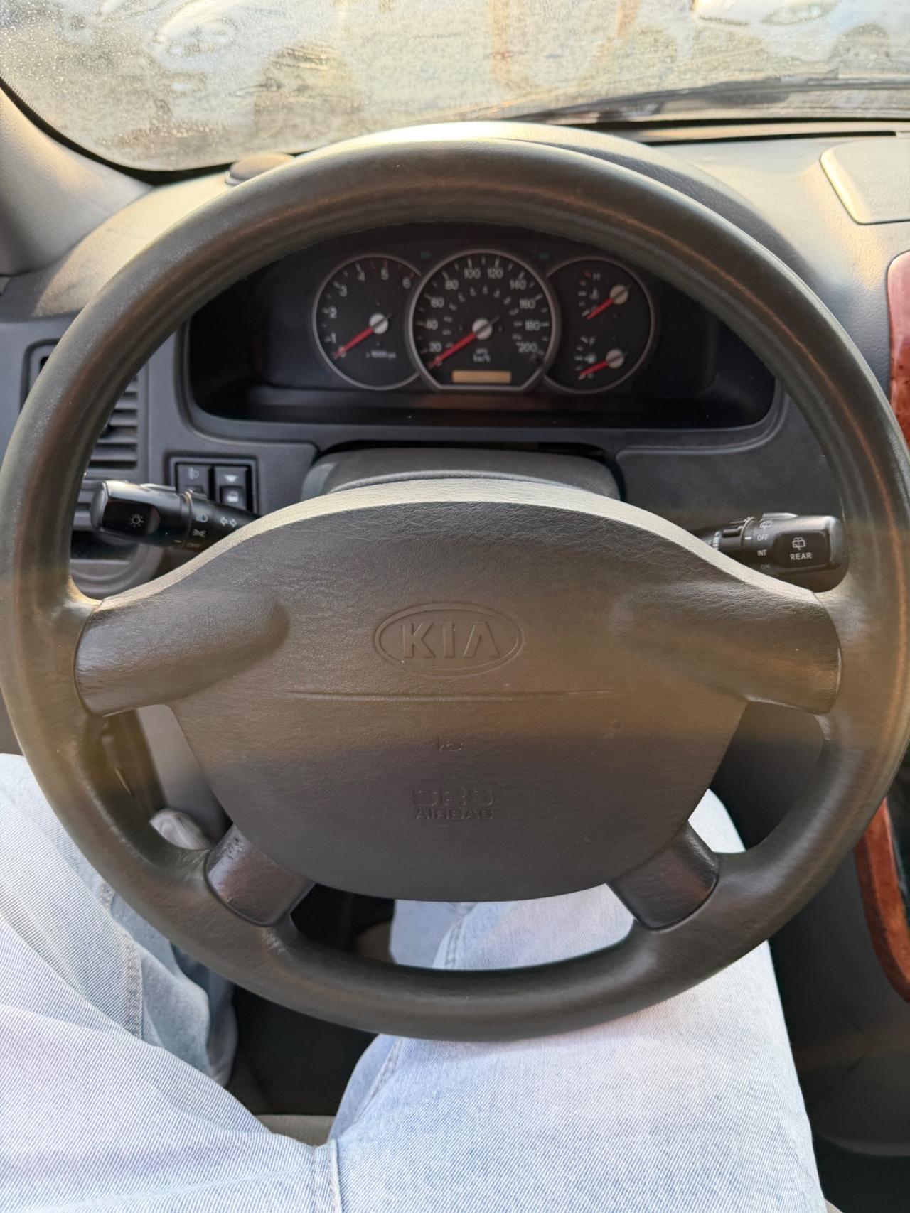 Kia Carnival 2.9 16V CRDi cat Family