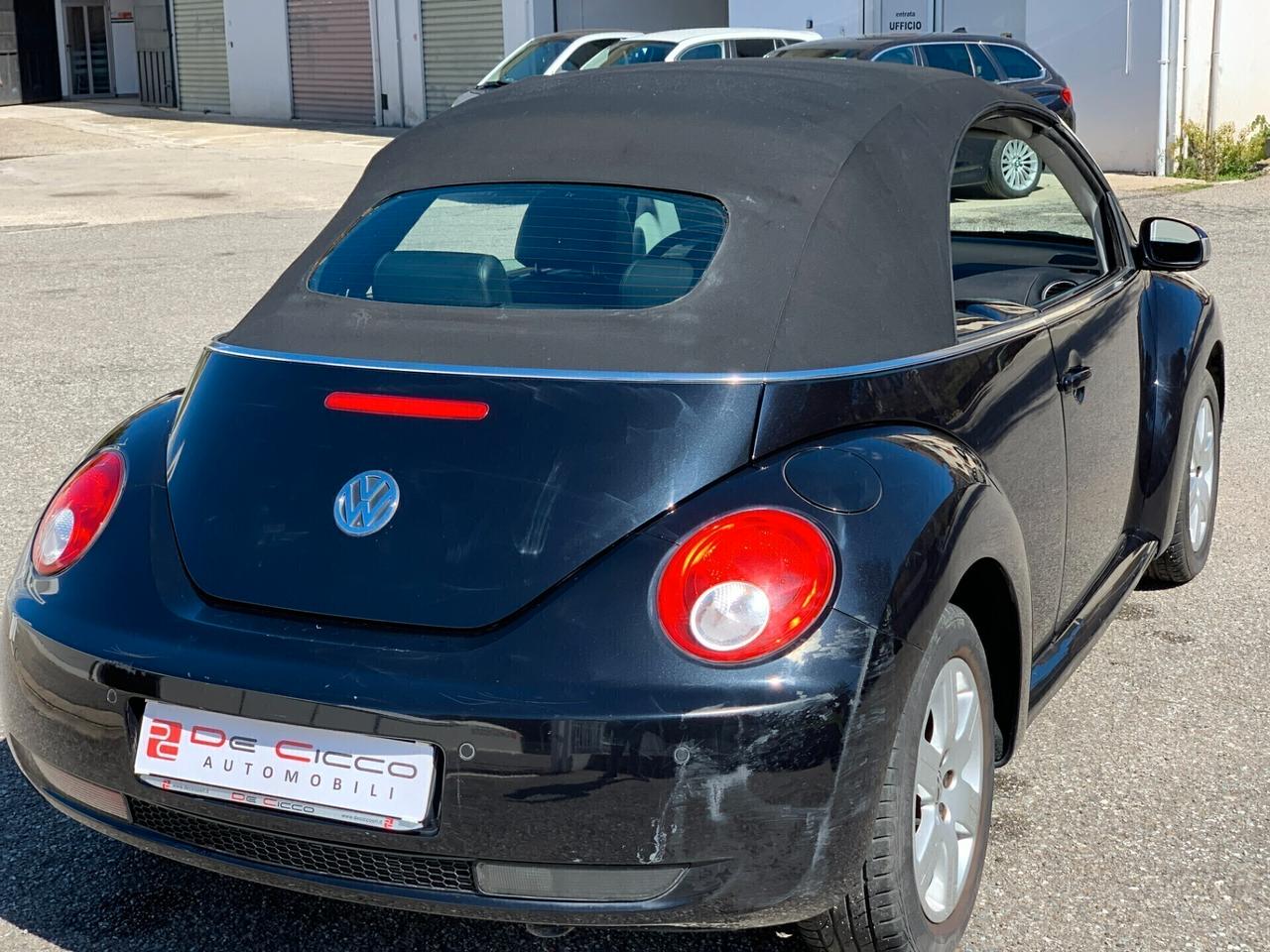 Volkswagen New Beetle 1.6 Cabrio