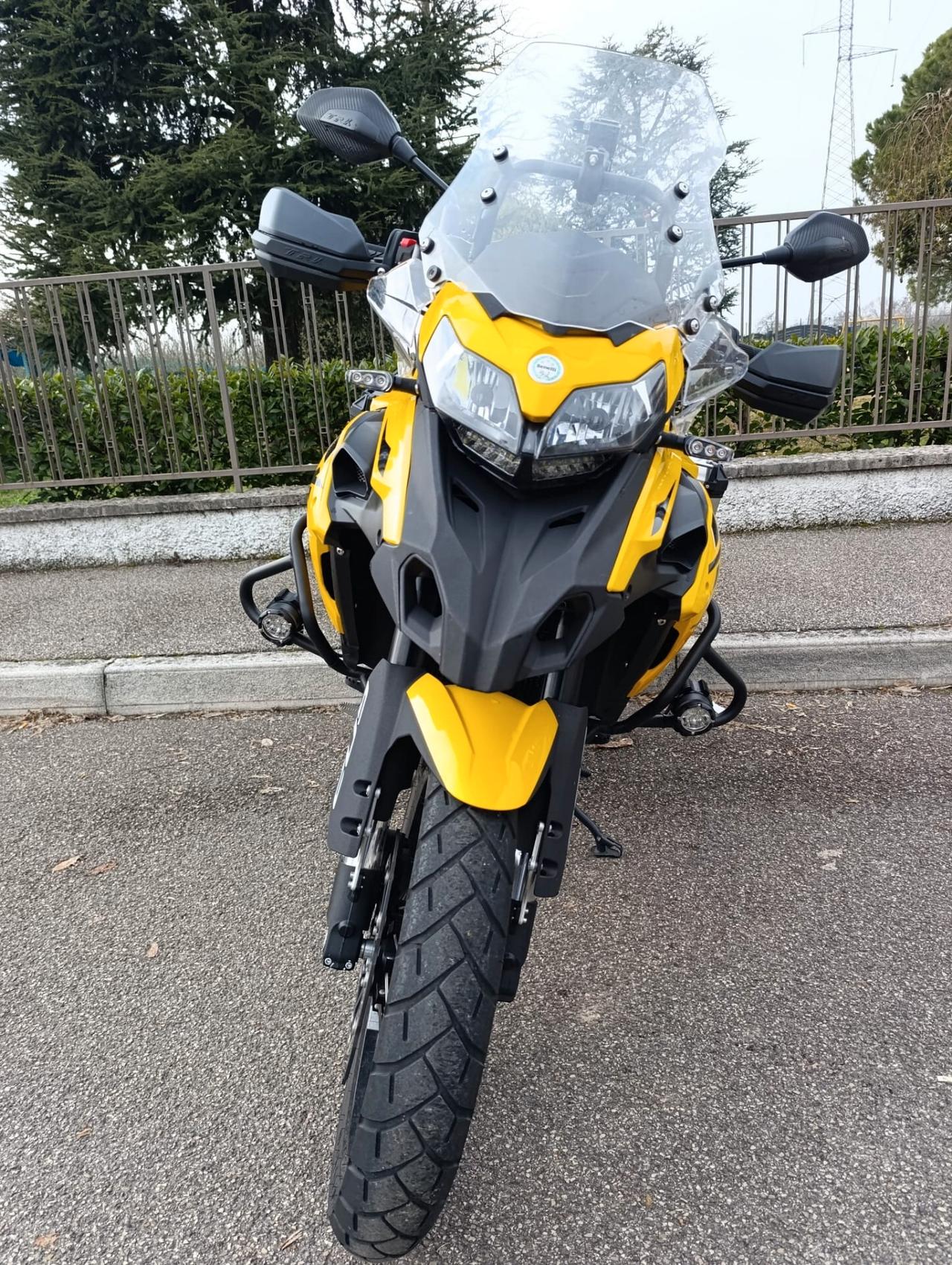 Benelli TRK 502 X