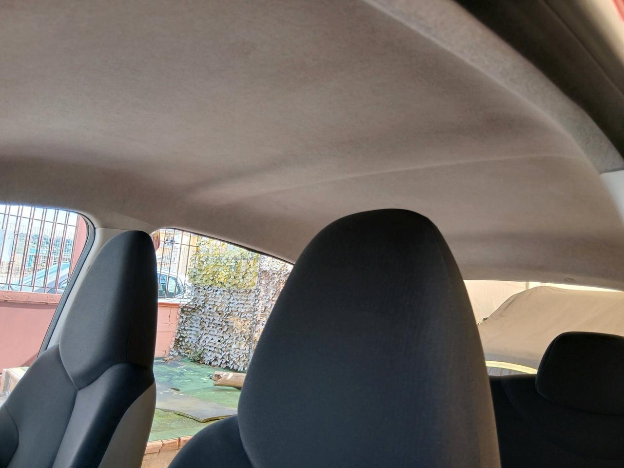 TOYOTA Aygo 1.0b 5p soli km114000 full 05