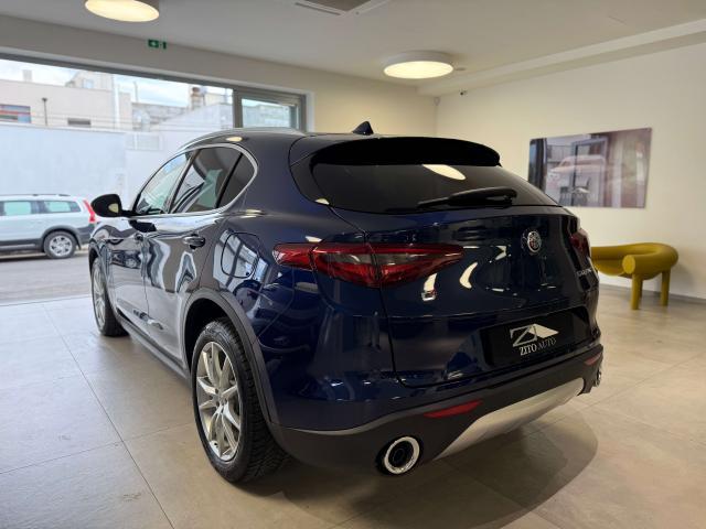 Alfa Romeo Stelvio 2.2 t Executive Q4 210cv auto