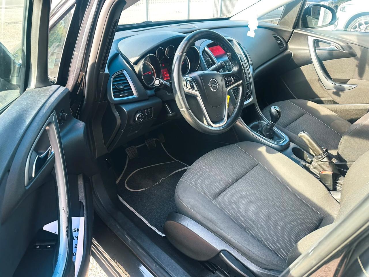Opel Astra 1.4 Turbo 140CV Sports Tourer GPL Tech Elective