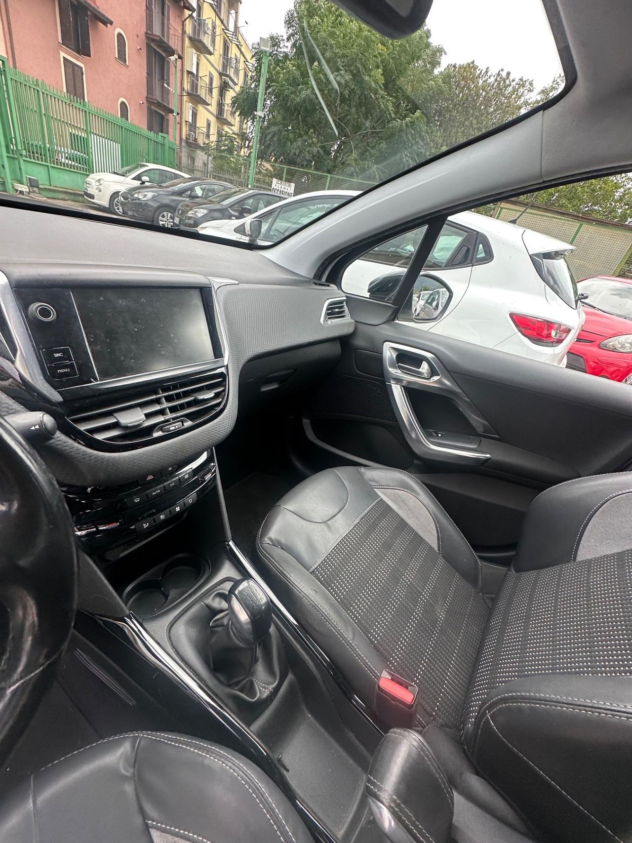 Peugeot 2008 PureTech 82 Allure