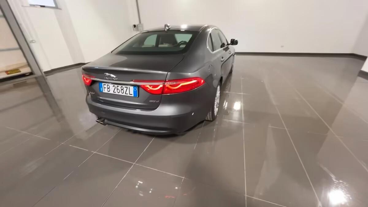 Jaguar XF 2.0 D 180 CV Prestige auto