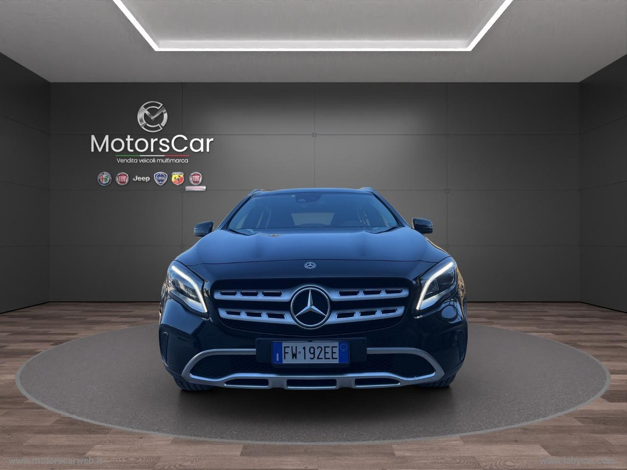 MERCEDES-BENZ GLA 200 Sport